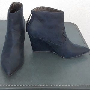 Michael Antonio blue booties